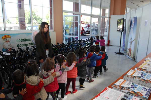 Κλήρωση ποδηλάτων από την Τροχαία Κοζάνης σήμερα στις 5 μ.μ. στην 33η Εμποροβιοτεχνική έκθεση