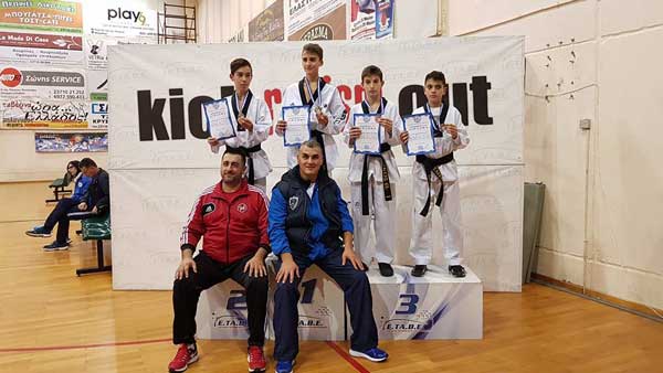 Μετάλλια στο Β΄ Πανελλήνιο Κύπελλο Tae Kwon Do από τη “Μακεδονική Δύναμη”