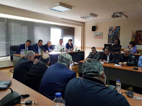Από τις απευθείας αναθέσεις στο καυτό θέμα διαχείρισης του πόρου