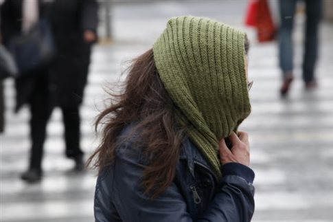 Έντονα φαινόμενα, πτώση θερμοκρασίας και χιονοπτώσεις από το βράδυ της Κυριακής