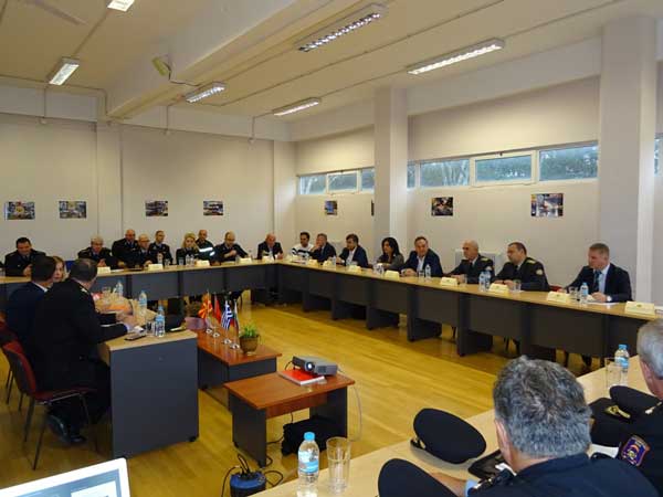 Στο ίδιο τραπέζι με κοινό σκοπό την προστασία των πολιτών των Βαλκανίων από τις φυσικές καταστροφές κάθισαν οι Αρχηγοί των Πυροσβεστικών Σωμάτων