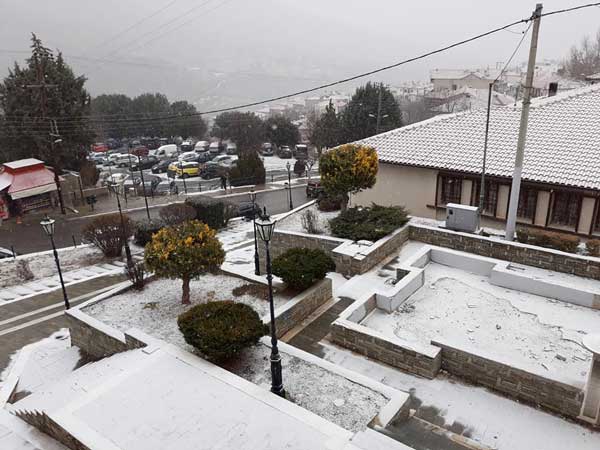 Στα “λευκά” και η Σιάτιστα!
