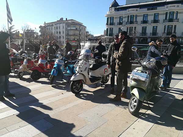 Οι Vespisti έκαναν βόλτα στην Κοζάνη για καλό σκοπό