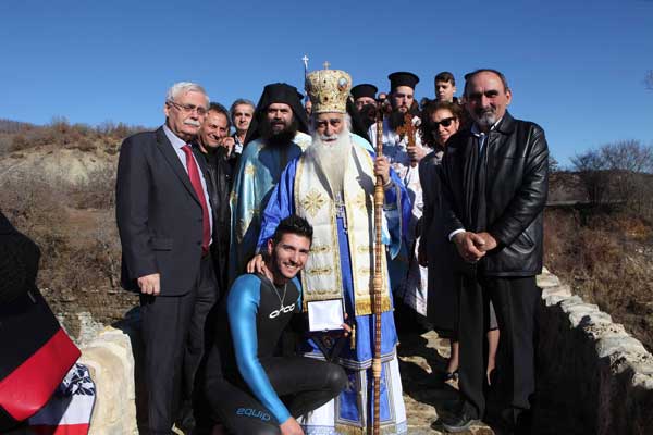 Δήμος Βοΐου: Αγιασμός στο πέτρινο γεφύρι του Ανθοχωρίου