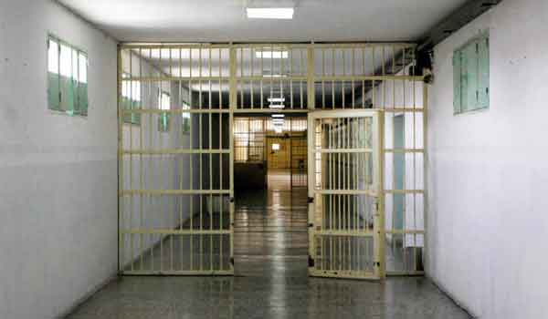 Κορωνοϊός: Φυλάκιση μέχρι και ισόβια για όσους παραβιάζουν τα μέτρα περιορισμού