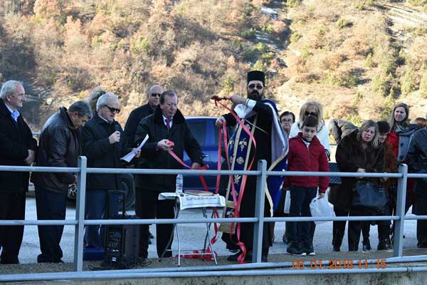 Τελέστηκε ο Αγιασμός στο φράγμα του Πεντάλοφου (φωτογραφίες)