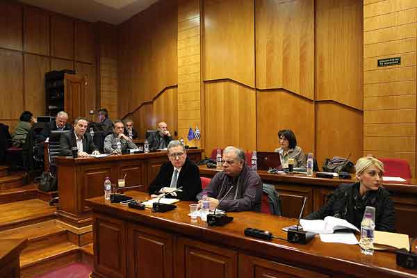 Ζεμπιλιάδου: “Τον χαρακτηρίσαμε αναισθησιολόγο της περιοχής, πλέον είναι επικίνδυνος περιφερειάρχης!”