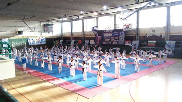 Συνεχίζεται για 2η ημέρα το 6° Διεθνές Snow Camp tae kwon do στην Κοζάνη