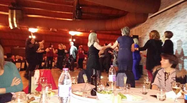 Δείτε φωτογραφίες από το χορό των εκπαιδευτικών πρωτοβάθμιας εκπαίδευσης Κοζάνης