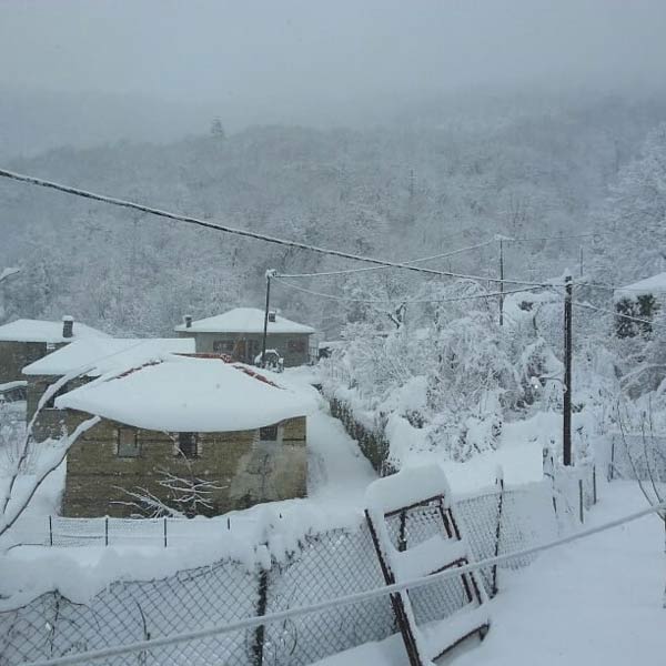 Βυθός Κοζάνης με μισό μέτρο χιόνι!