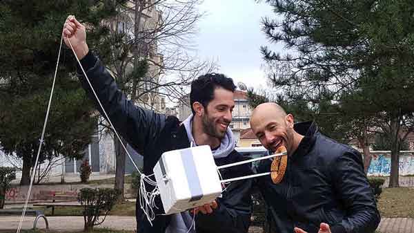 Το ταξίδι ενός κουλουριού από την Πτολεμαίδα στην Καβάλα, μέσω …στρατόσφαιρας