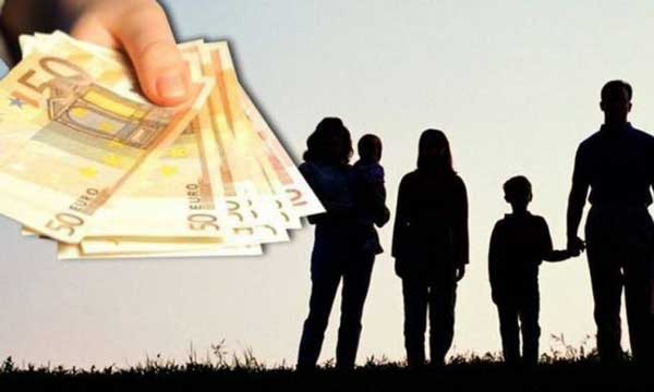 Οικογενειακά επιδόματα: Πότε θα δοθούν -Πώς θα στηθεί ο ΟΠΕΚΑ