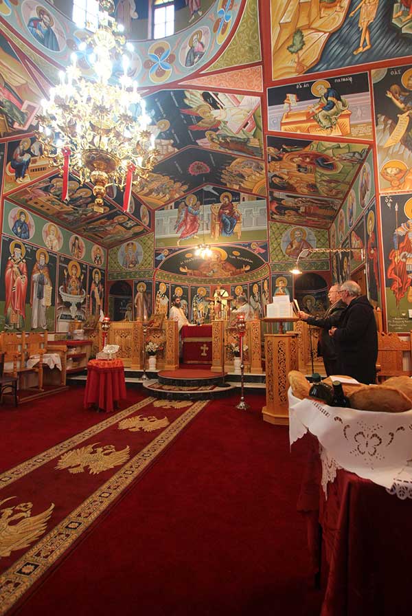 Φωτογραφίες από τον σημερινό Εσπερινό στο εκκλησάκι του Αγίου Χαραλάμπους