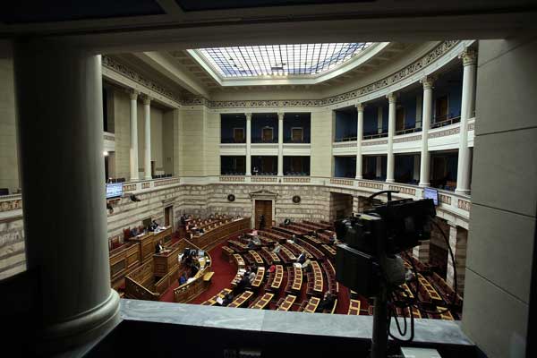 Επιχορήγηση 171.000 ευρώ από τη Βουλή σε σχολεία όπου φοιτούν προσφυγόπουλα-Για τέταρτη διαδοχική χρονιά