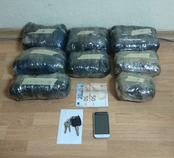 Συνελήφθη 25χρονος αλλοδαπός για διακίνηση ακατέργαστης κάνναβης, βάρους 5 κιλών και 287 γραμμαρίων, σε περιοχή της Καστοριάς