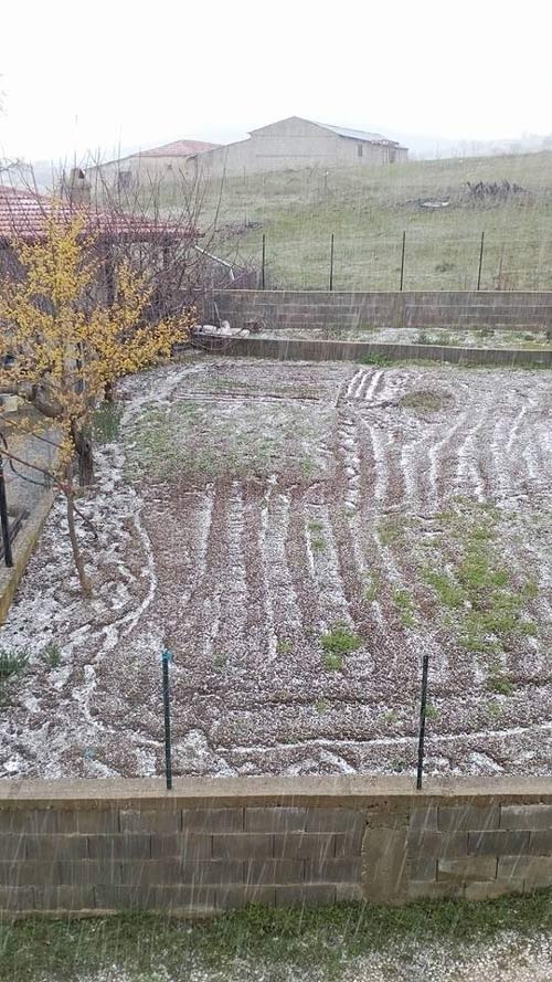 Σφοδρή χαλαζόπτωση στο Λιβαδερό!