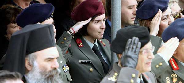 Ενας χρόνος από την τραγωδία στο Σαραντάπορο: Φόρος τιμής στους πεσόντες αξιωματικούς [εικόνες]