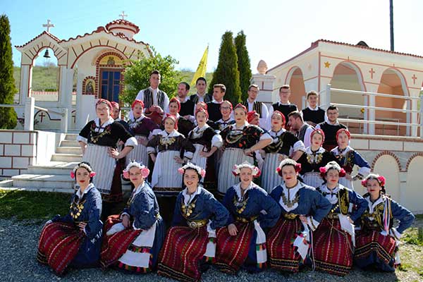 Το γλέντι στο Άγιο Πνεύμα την δεύτερη μέρα του Πάσχα