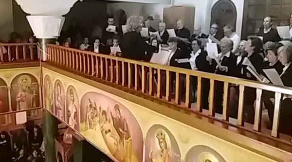 Σε κλίμα κατάνυξης η χορωδία “ΕΛΙΜΕΙΑ” έψαλλε το Τροπάριο της Κασσιανής στον Άγιο Δημήτριο Κοζάνης
