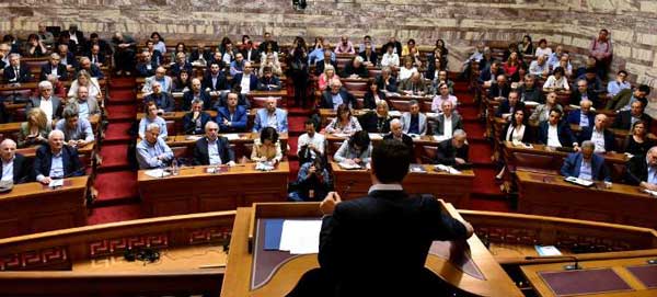 Μουρμούρα από βουλευτές ΣΥΡΙΖΑ -Αντάρτικο για συντάξεις, ΔΕΗ, ομόφυλα ζευγάρια: Οι ενστάσεις Μουμουλίδη – Θεοφύλακτου για τη ΔΕΗ και Ντζιμάνη για την αναδοχή από ομόφυλα ζευγάρια!