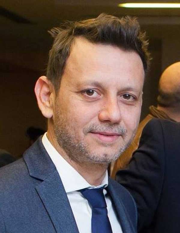 Πρόσκληση του Φώτη Ζυγούρη στην κοπή της Βασιλόπιτας του πολιτικού του γραφείου στα Σέρβια