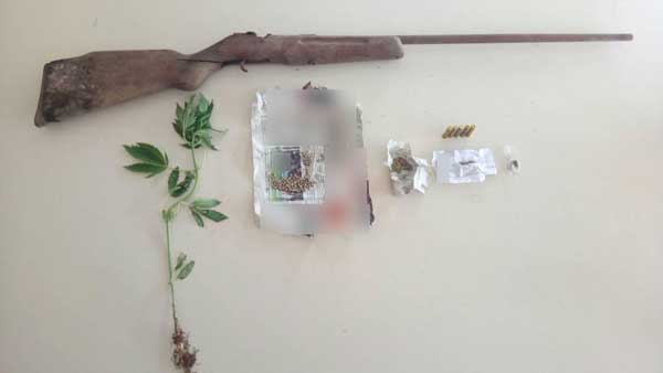Συνελήφθη 50χρονος για καλλιέργεια και κατοχή ναρκωτικών και για παράβαση του νόμου περί όπλων