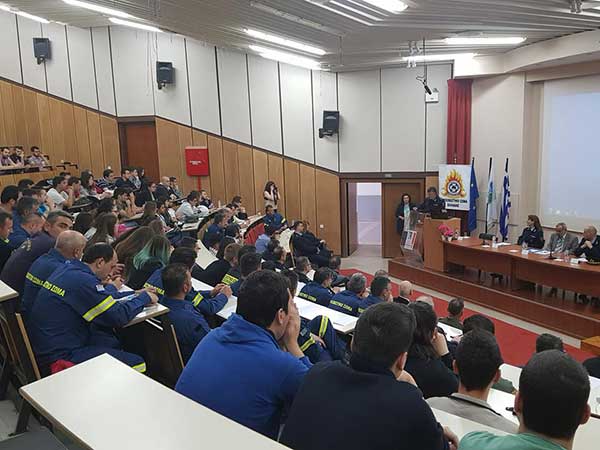 Με επιτυχία ολοκληρώθηκε η ημερίδα με θέμα «Ψυχολογία και Πυροσβεστική» στο μεγάλο αμφιθέατρο του ΤΕΙ Δυτικής Μακεδονίας στην Κοζάνη
