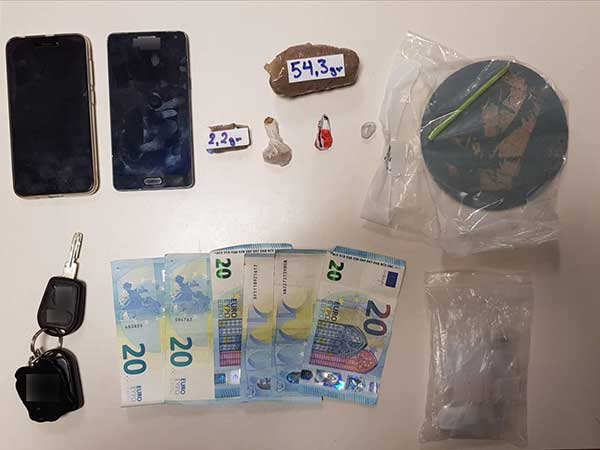 Σύλληψη δύο ατόμων για διακίνηση 58,6 γραμμαρίων ηρωίνης σε περιοχή της Κοζάνης