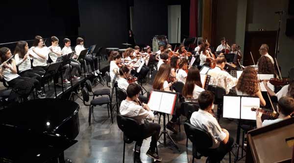 Η Συμφωνική Ορχήστρα του Δ.Ω.Κ. συμμετείχε στις εκδηλώσεις του Δημοτικού Ωδείου Λάρισας