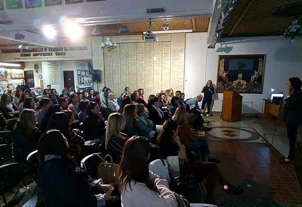 Παιδιά και γονείς μαζί, χτίζουν δυνατές σχέσεις για ένα λαμπρό μέλλον!