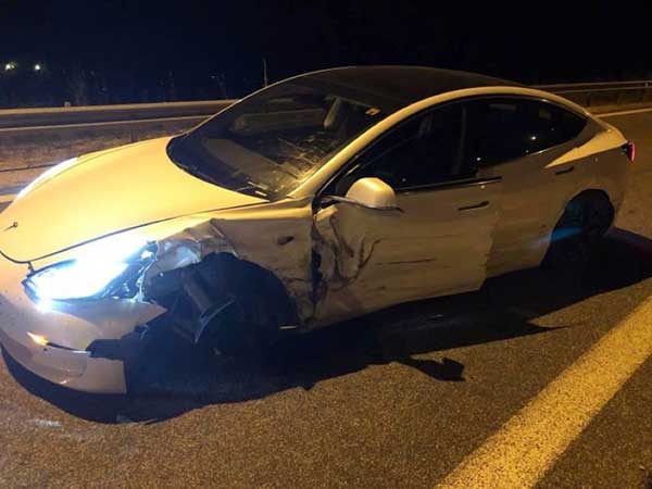 Τροχαίο ατύχημα με Tesla Model 3 κοντά στη Φλώρινα – Κινούνταν με το σύστημα αυτόνομης οδήγησης Autopilot