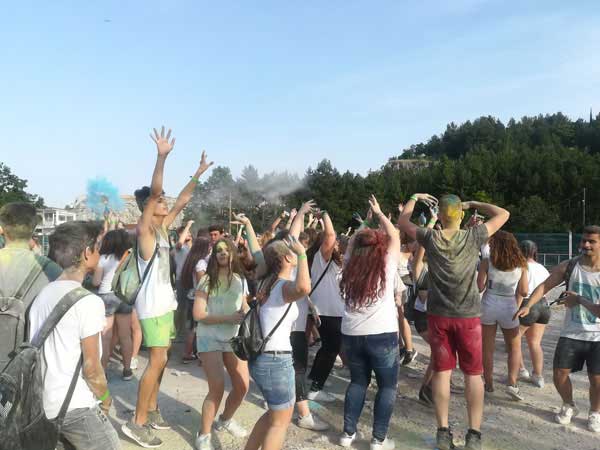 Πολύχρωμο και βροντερό το 1ο Color Fest στην Κοζάνη (Φωτογραφίες και Βίντεο)