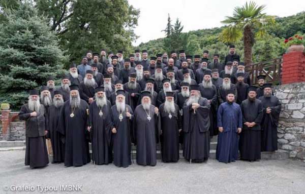 Μητροπολίτες της Μακεδονίας:”Νά μήν  ἐπι­κυρώσετε τήν ὑπογραφεῖσα ἐπαί­σχυντη συμφωνία παρα­χω­ρή­σεως τοῦ ὀνόματος τῆς Μα­κεδονίας μας”