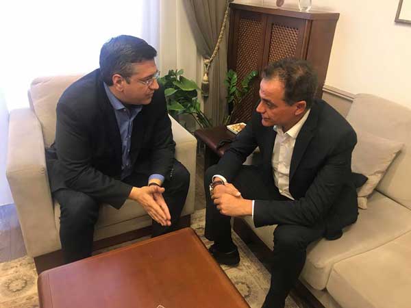 Θόδωρος Καρυπίδης στις Πρέσπες: «Η συμφωνία δίνει δυνατότητες ανάπτυξης»-Θόδωρος Καρυπίδης με Τζιτζικώστα: « Η συμφωνία αφήνει σκιές που δυσχεραίνουν την προοπτική της Βαλκανικής»