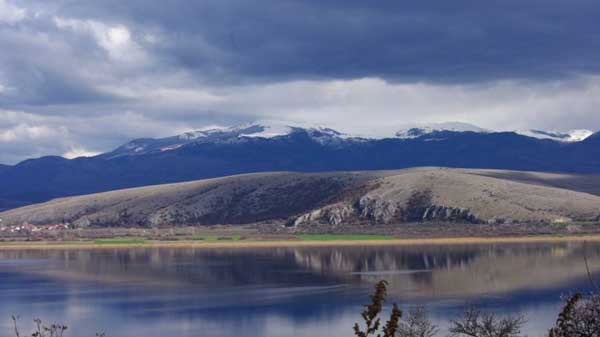 Προληπτική απαγόρευση κολύμβησης στη λίμνη Βεγορίτιδα