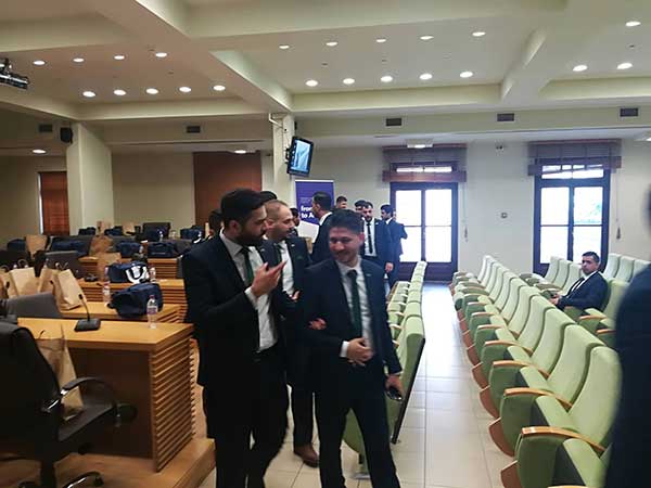 Ο Δήμος Κοζάνης υποδέχθηκε τους 52 Ιρακινούς εκπαιδευόμενους πιλότους της Egnatia Aviation