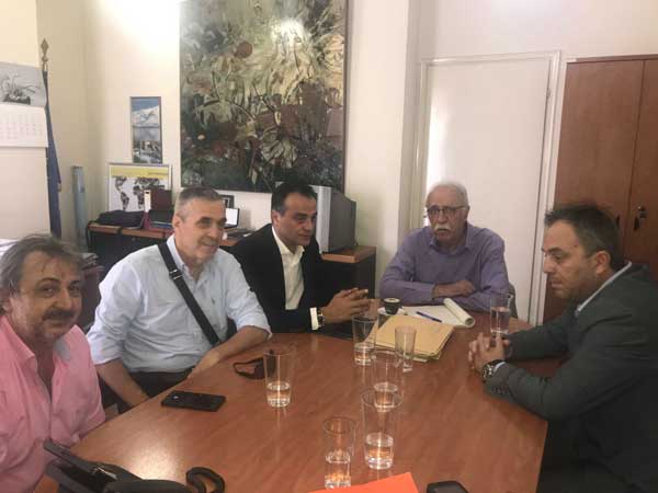 Eννιά  ξενοδοχειακές  μονάδες  των Γρεβενών διαθέσιμες να δεχτούν πρόσφυγες – Άμεσα αποδεκτή η πρόταση από τον Υπουργό Μεταναστευτικής Πολιτικής Δημήτρη Βίτσα