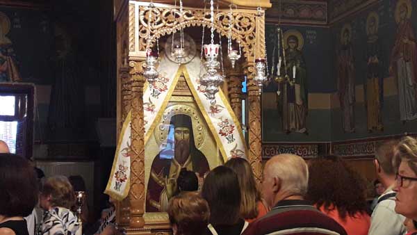 Με κατάνυξη ο πανηγυρικός εσπερινός του Αγίου Νικάνορα στην Κοζάνη