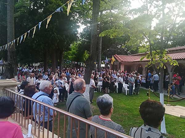 Ο πανηγυρικός εσπερινός στο ξωκλήσι της Παναγίας στην Κοζάνη