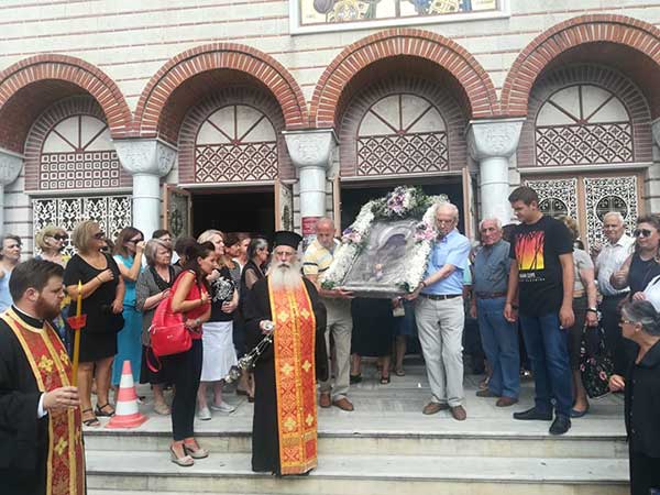 Με τιμές αναχώρησε από τον Ι.Ν. Αγίων Κωνσταντίνου και Ελένης Κοζάνης η Εικόνα της Παναγίας Ζιδανιώτισσας