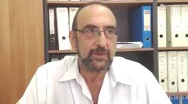 O Tάσος Πολιτίδης υπερασπίζεται το δήμαρχο Κοζάνης για το Μακεδονικό
