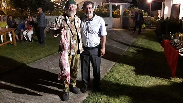 Η φωτογραφία της ημέρας: Ο Xαράλαμπος Τοπαλίδης στη 2η γιορτή τσαγιού