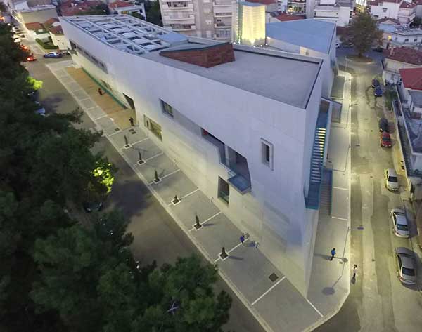 Η βιβλιοθήκη μέσα από τα μάτια του Χρήστου Μεταξά