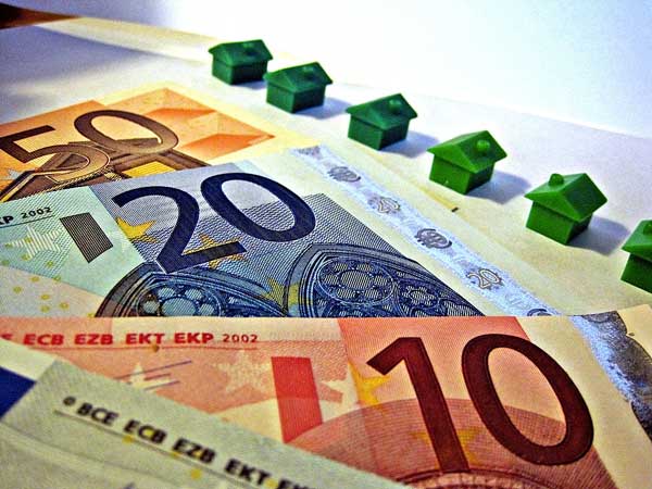 Έρχονται κατασχέσεις και για μικροποσά – Ποιοι κινδυνεύουν