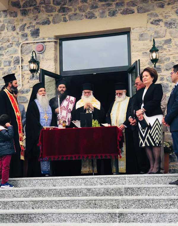 Εγκαινιάστηκε το ανακαινισμένο δημοτικό σχολείο Μικροκάστρου δωρεά του Κωνσταντίνου Παπανικολάου