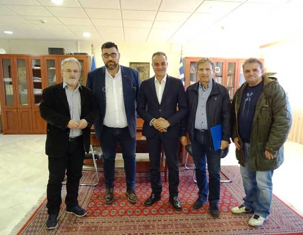 Βιομηχανικό τιμολόγιο ζητούν οι εργαζόμενοι στις δημοτικές επιχειρήσεις Ύδρευσης-Αποχέτευσης – Ο περιφερειάρχης θα μεταφέρει το αίτημα στον κ. Σταθάκη