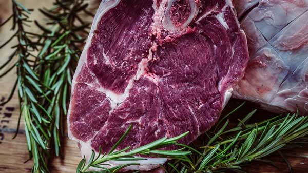 Αν γινόμασταν όλοι vegetarian, θα είχαμε 7,3 εκατ. λιγότερους θανάτους τον χρόνο και βιώσιμο κλίμα!