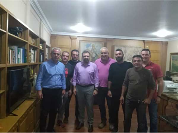Συνάντηση της Ομοσπονδίας αγροτικών συλλόγων δενδροκαλλιεργητών κεντροδυτικής Μακεδονίας με τον Υπουργό αγροτικής ανάπτυξης και τροφίμων