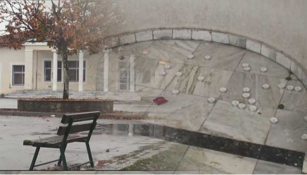 Στόχος βανδάλων και “σατανιστών” σχολικό συγκρότημα στα Γρεβενά (Βίντεο)