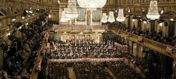 Τα φώτα της δημοσιότητας στην πρωτοχρονιάτικη συναυλία της Βιέννης, δωρεά του Νικόλαου Δούμπα από τη Βλάστη